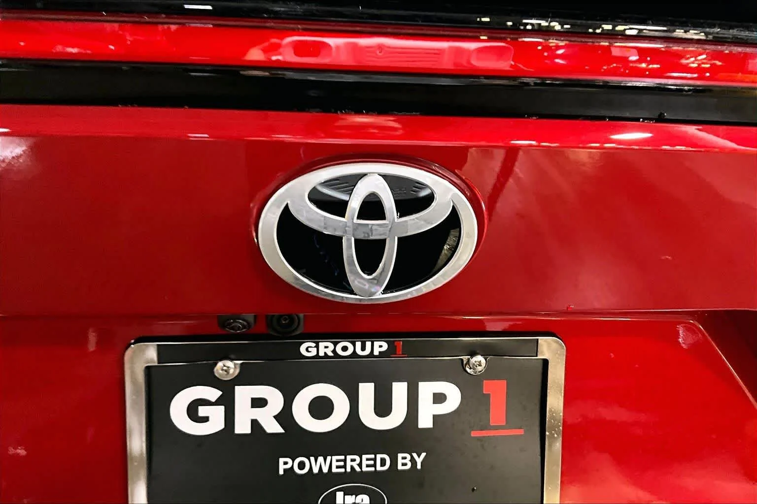 New 2026 Supersonic Red w/Midnight Black Metallic Roof Toyota Limited image 15