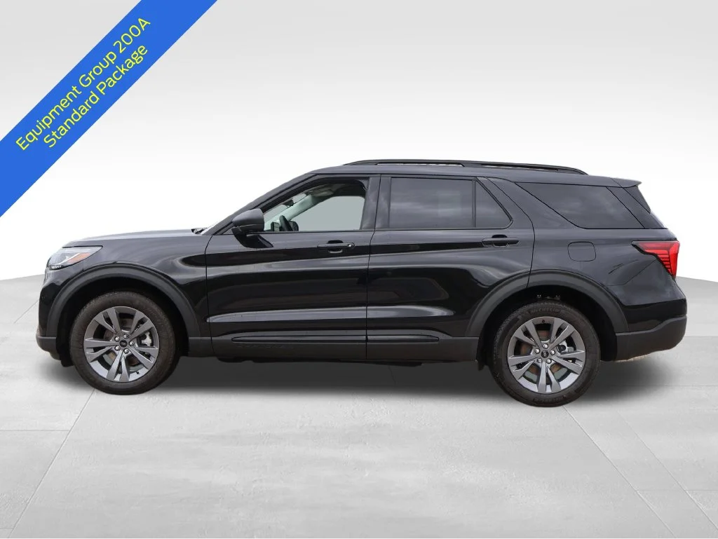 New 2026 Agate Black Metallic Ford Active image 2