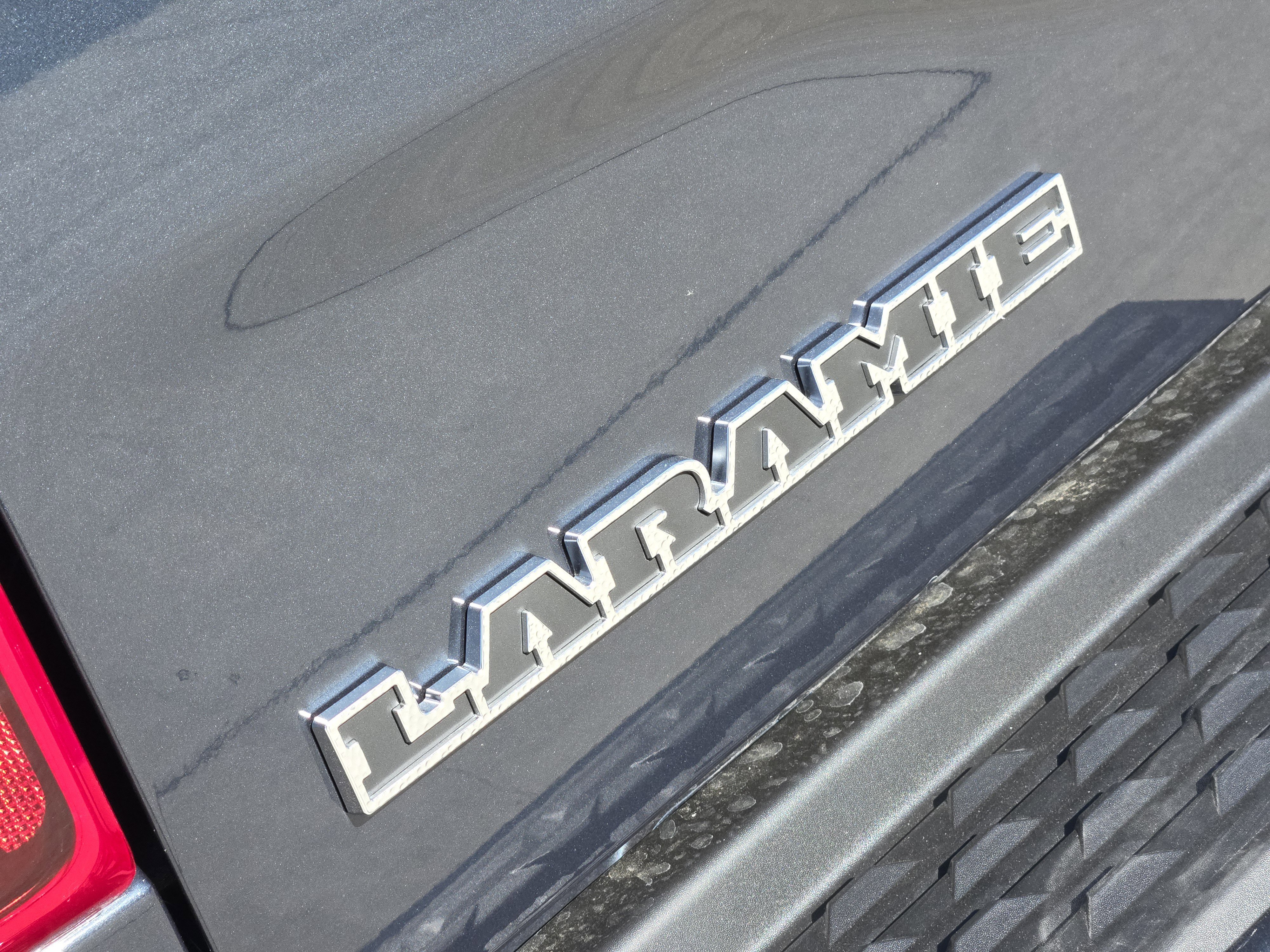2026 RAM 3500 Laramie - Photo 10