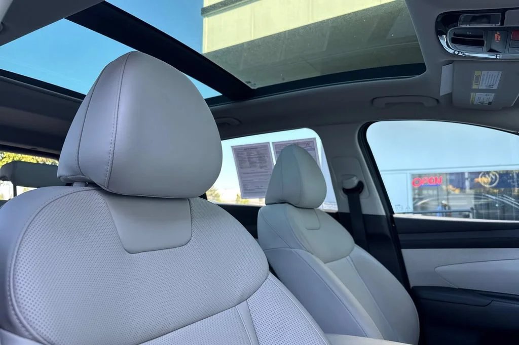 2025 Hyundai Tucson SEL Convenience - Photo 17