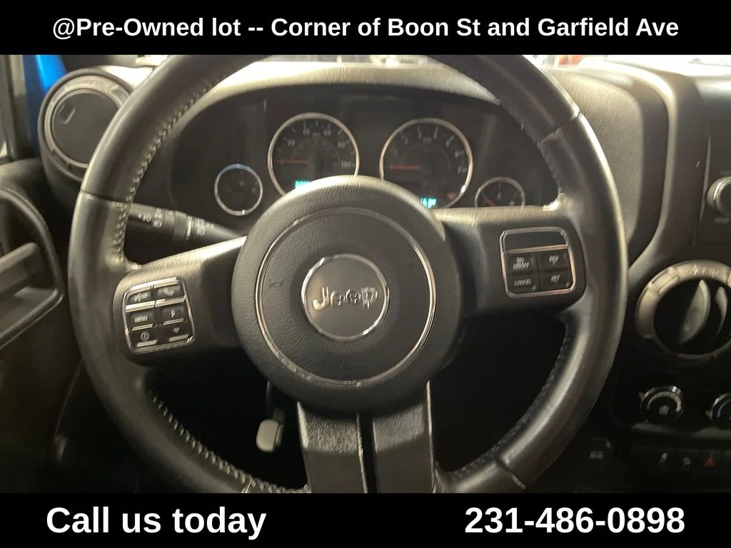 Used 2016 Blue Jeep Unlimited Sport image 20