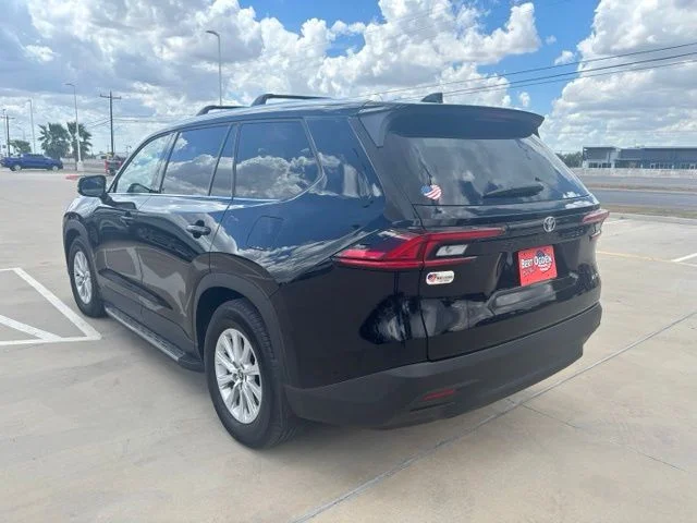 Used 2026 Black Toyota XLE image 4