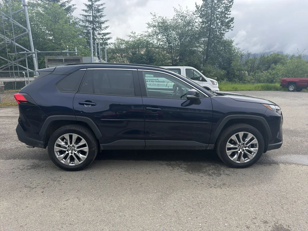 Used 2024 Blueprint Toyota XLE Premium image 2