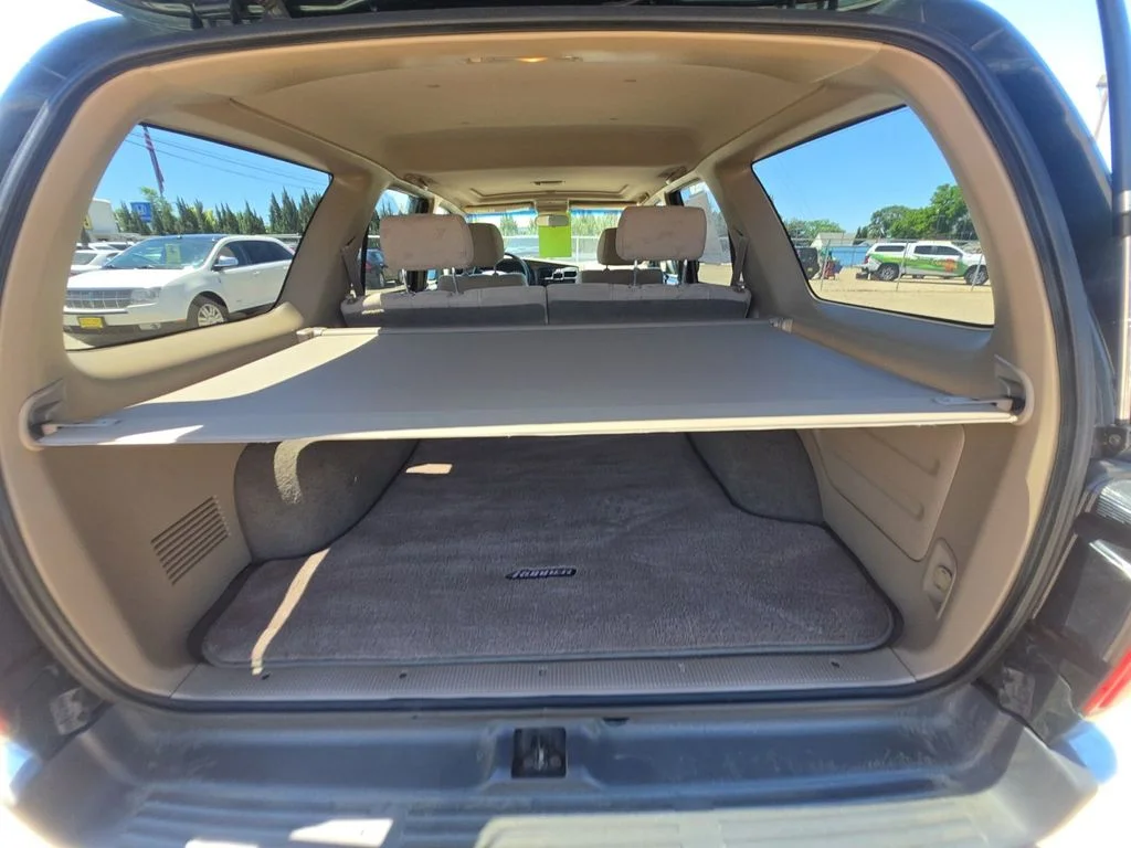 Used 2002 Green Toyota SR5 image 16