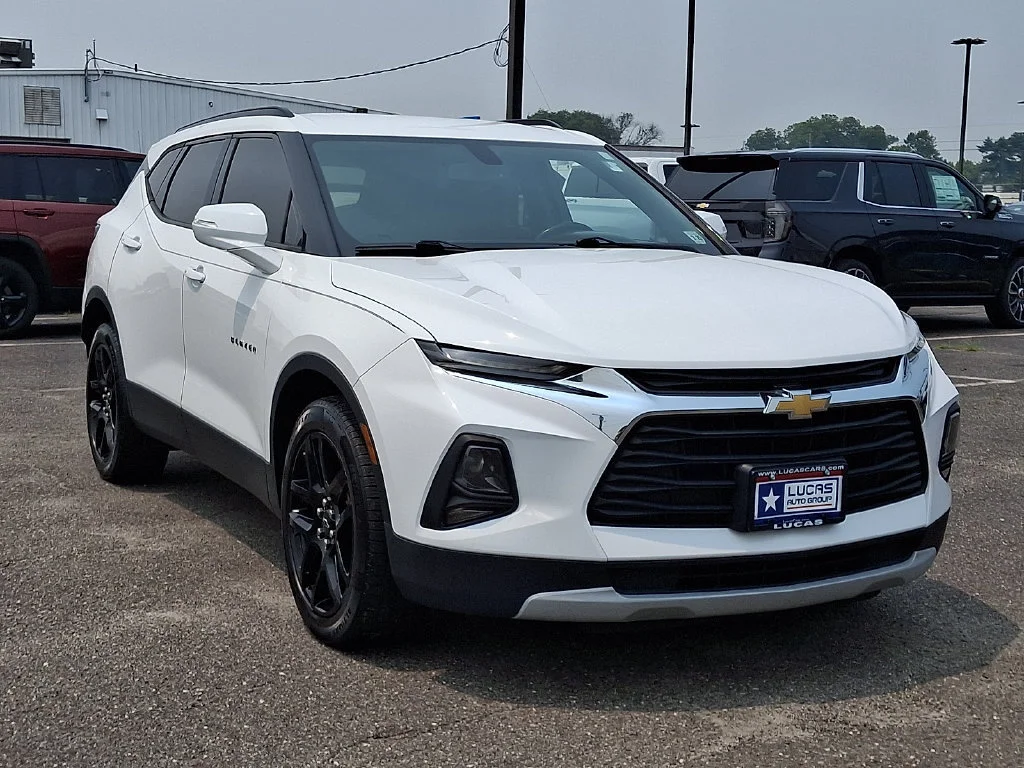 Used 2020 SUMMIT WHITE Chevrolet LT image 2