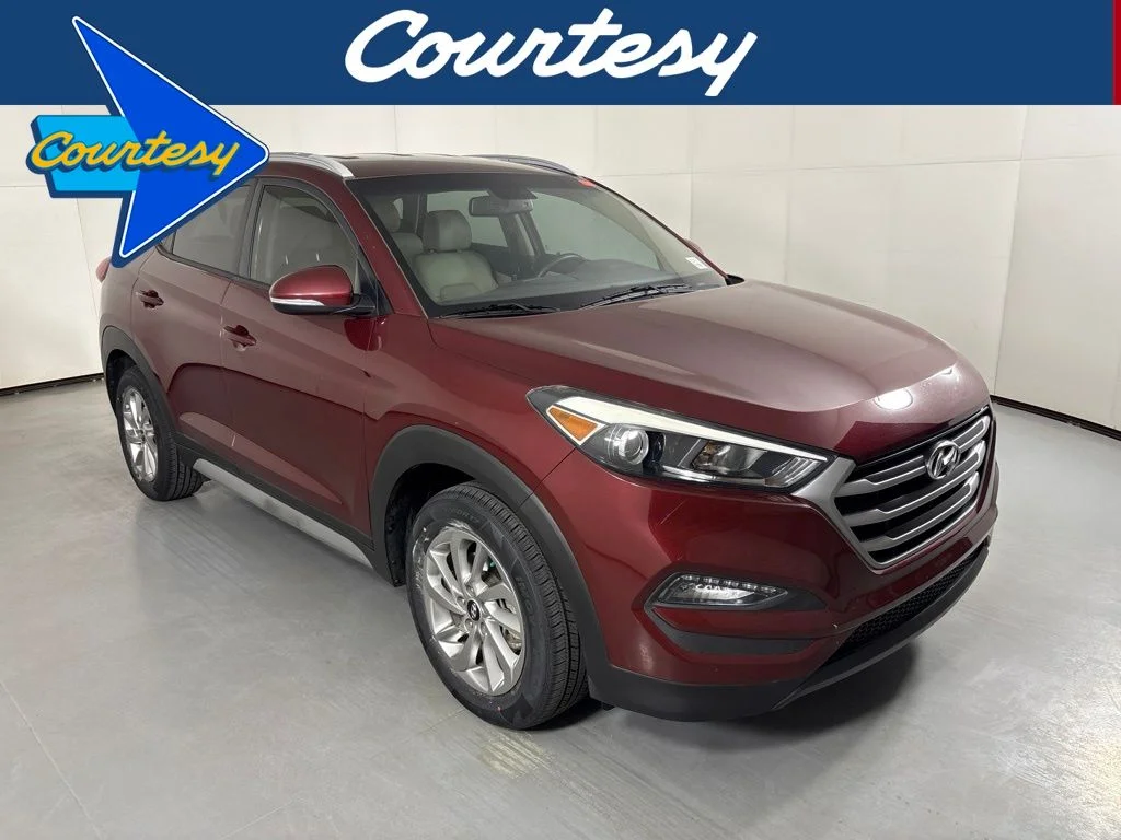 Used 2018 Red Hyundai SEL Plus image 1
