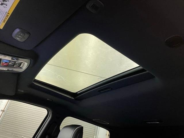 New 2026 Ceramic Gray Clear-Coat Exterior Paint RAM LARAMIE image 18