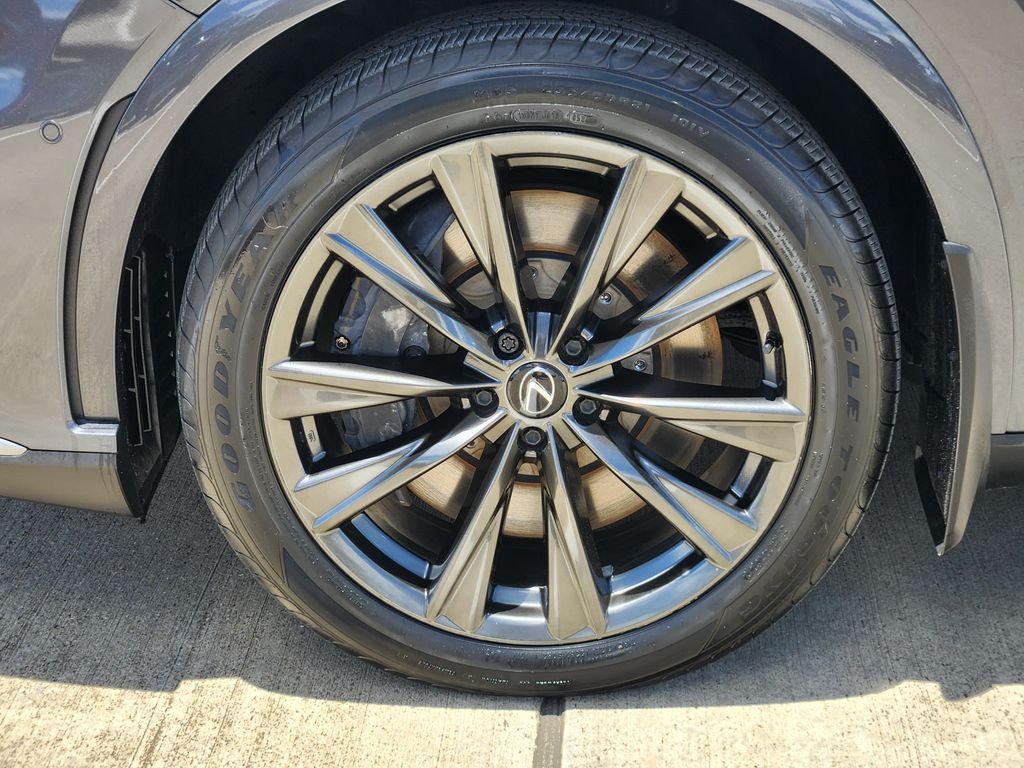 Certified Used 2024 Gray Lexus 350 F Sport Handling image 10