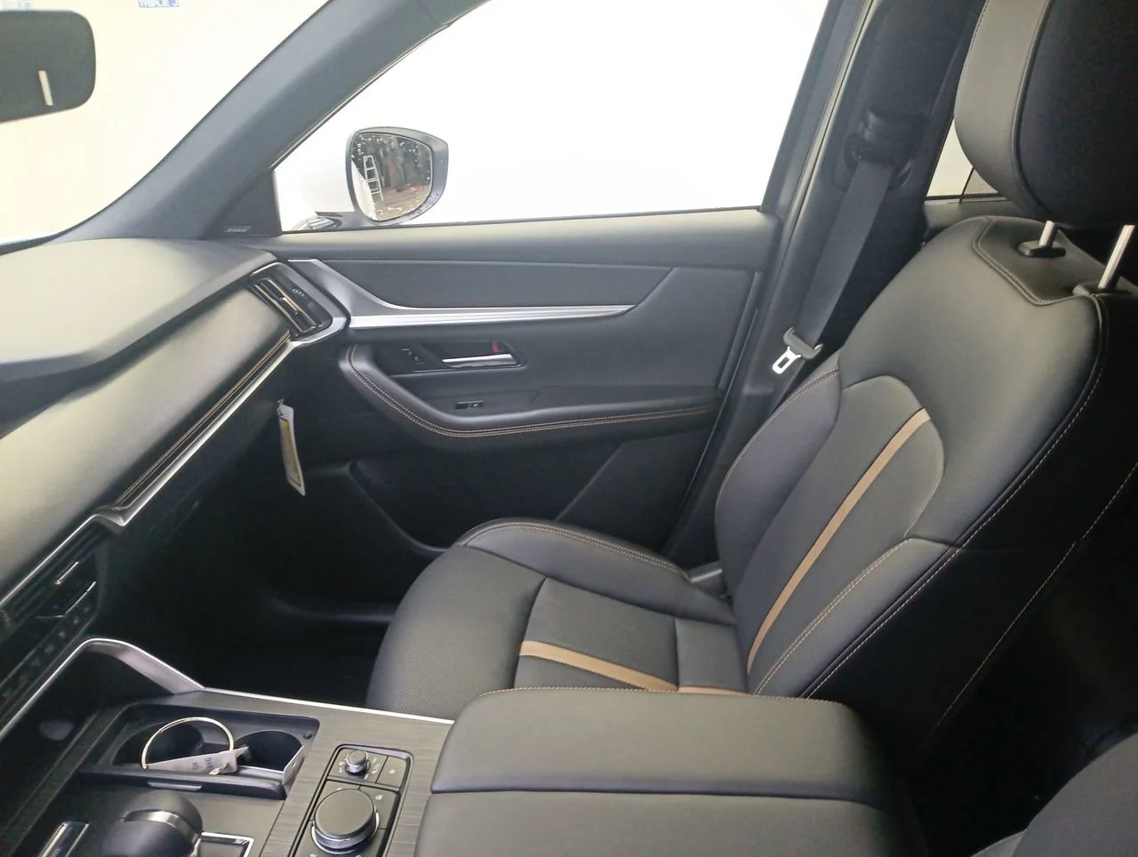 New 2026 ARCTIC WHITE Mazda S Premium Plus image 32