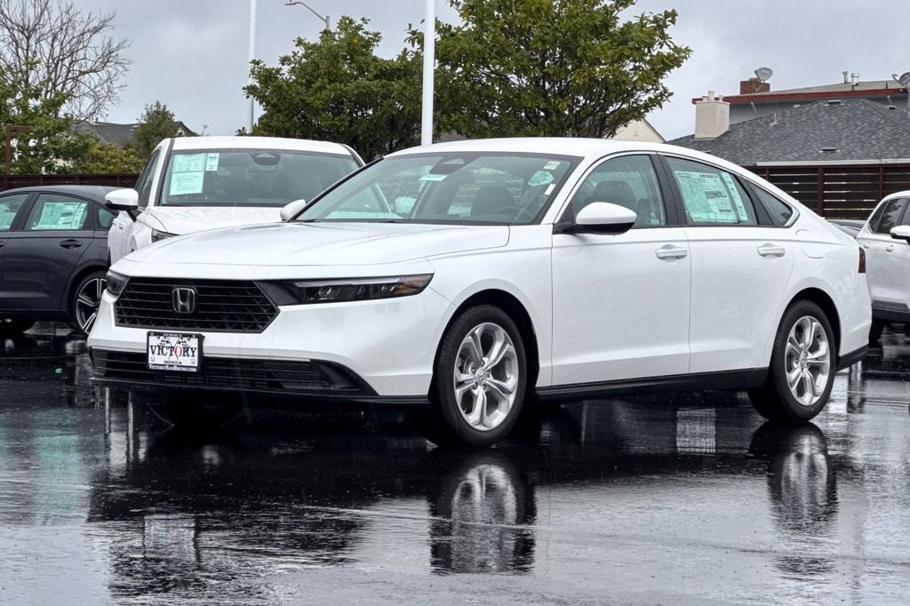 New 2026 Platinum White Pearl Honda LX image 8