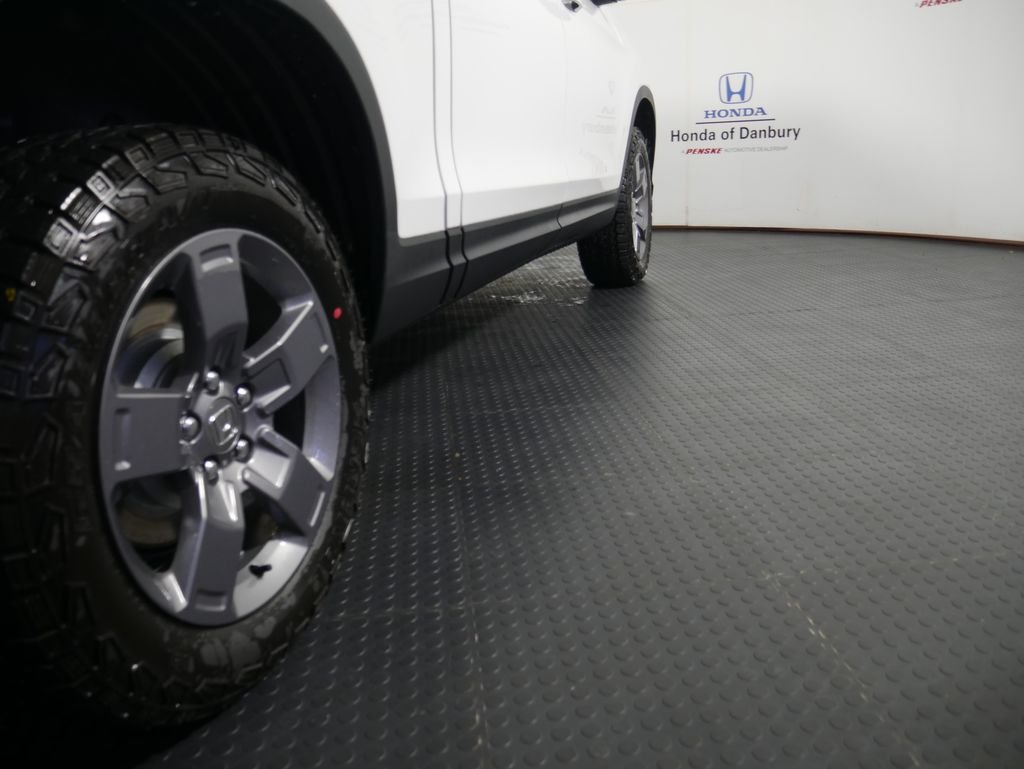 New 2026 Platinum White Pearl Honda TrailSport image 4