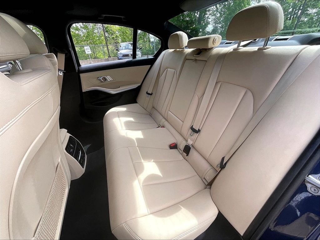 Used 2019 Blue BMW 330i xDrive image 15