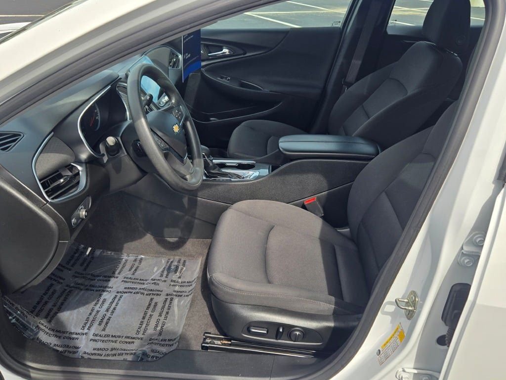 Certified Used 2021 Summit White Chevrolet LT image 19