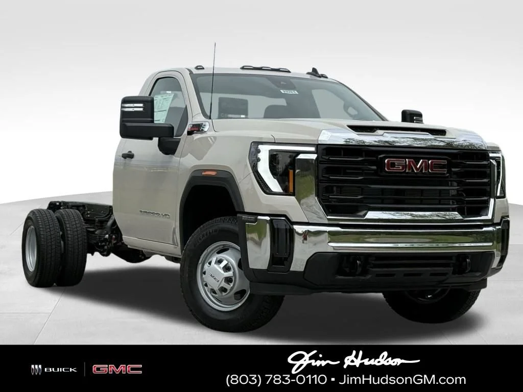 2026 GMC Sierra 3500 Chassis Cab Pro