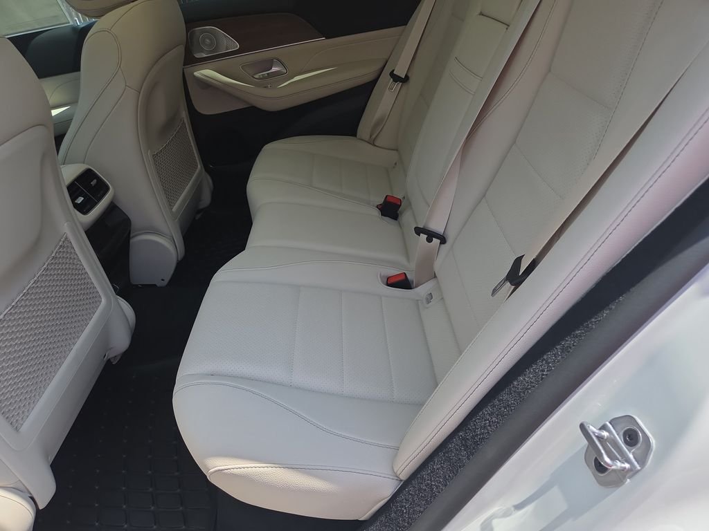 New 2026 White Mercedes-Benz GLE 450 image 12