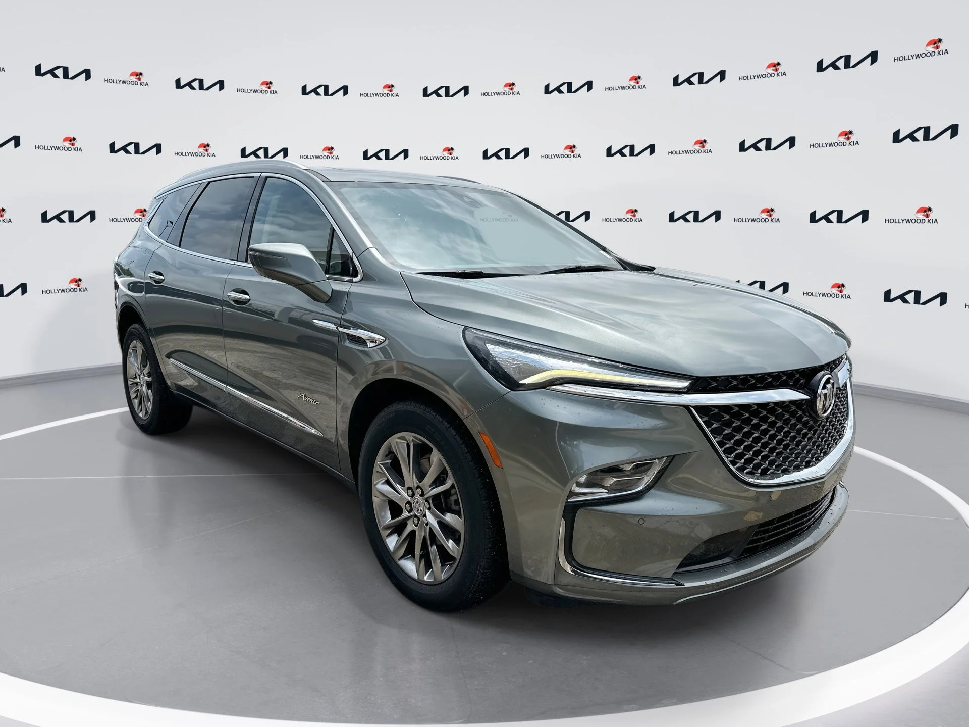 2022 Buick Enclave Avenir AWD's photo
