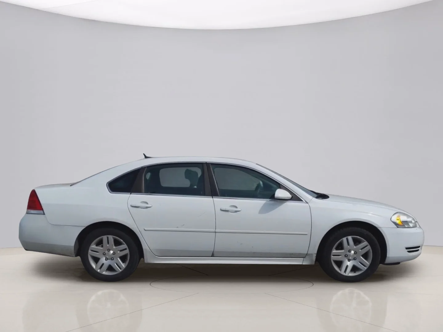 Used 2016 White Chevrolet LT FLEET image 6