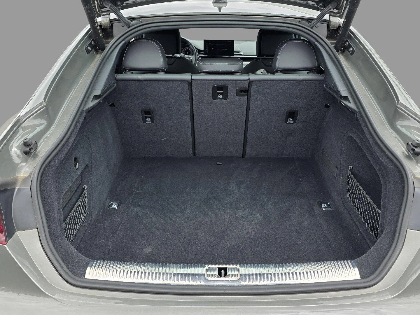 Used 2025  Audi S line Premium image 32
