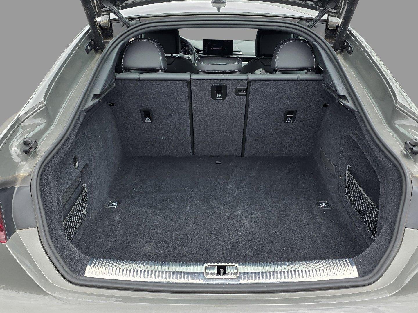 Used 2025  Audi S line Premium image 32
