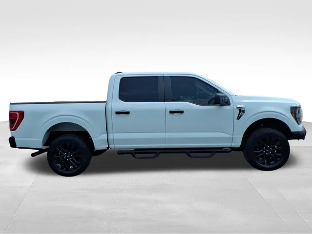 Used 2023 White Ford XLT image 10