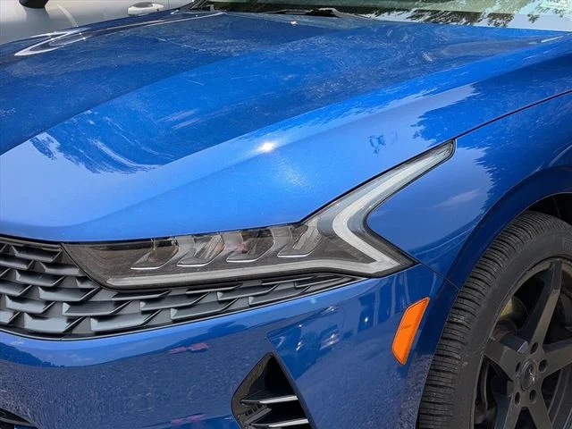 Used 2021 Blue Kia EX image 4
