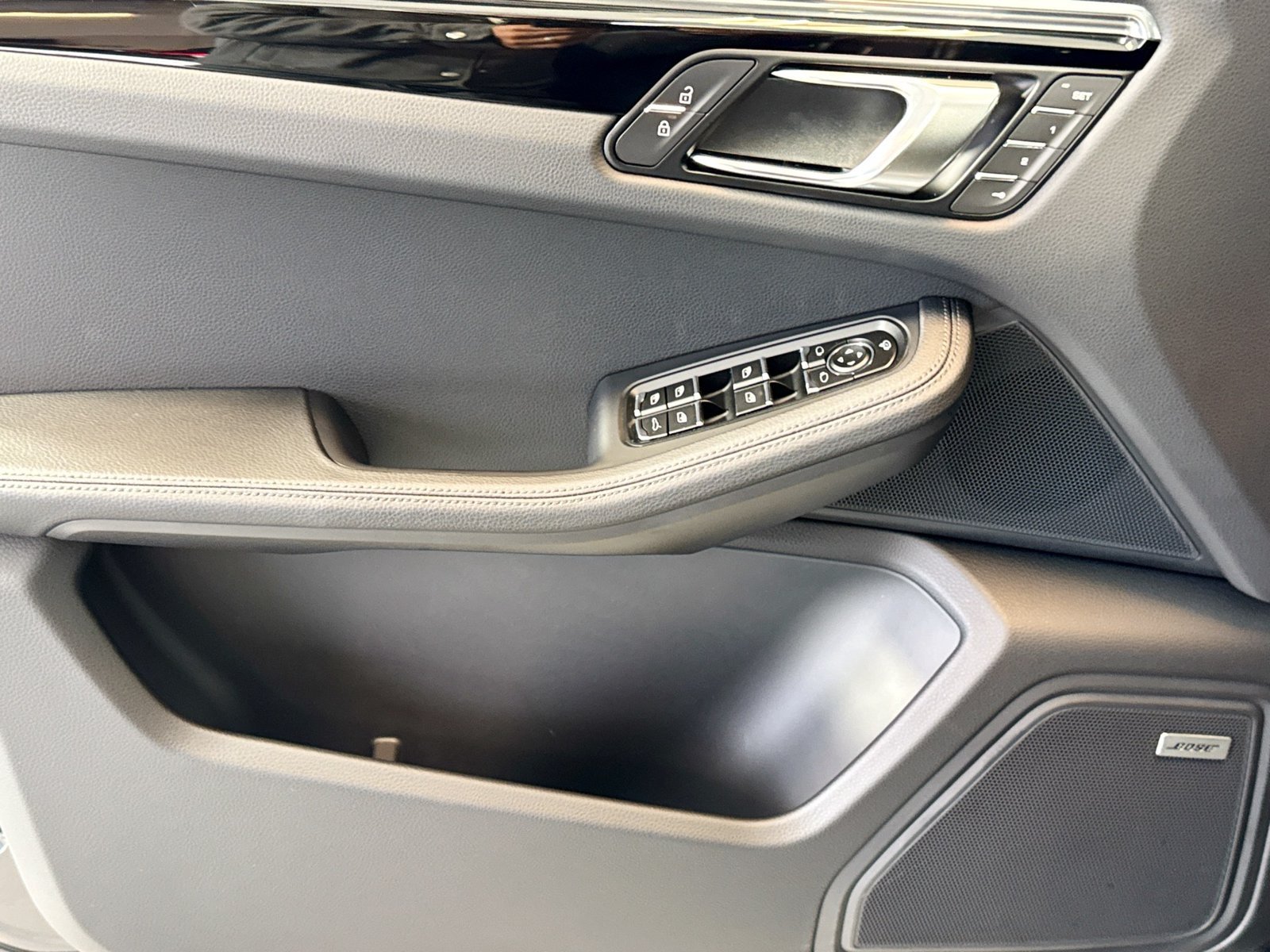 Used 2026 Volcano Grey Metallic Porsche  image 11