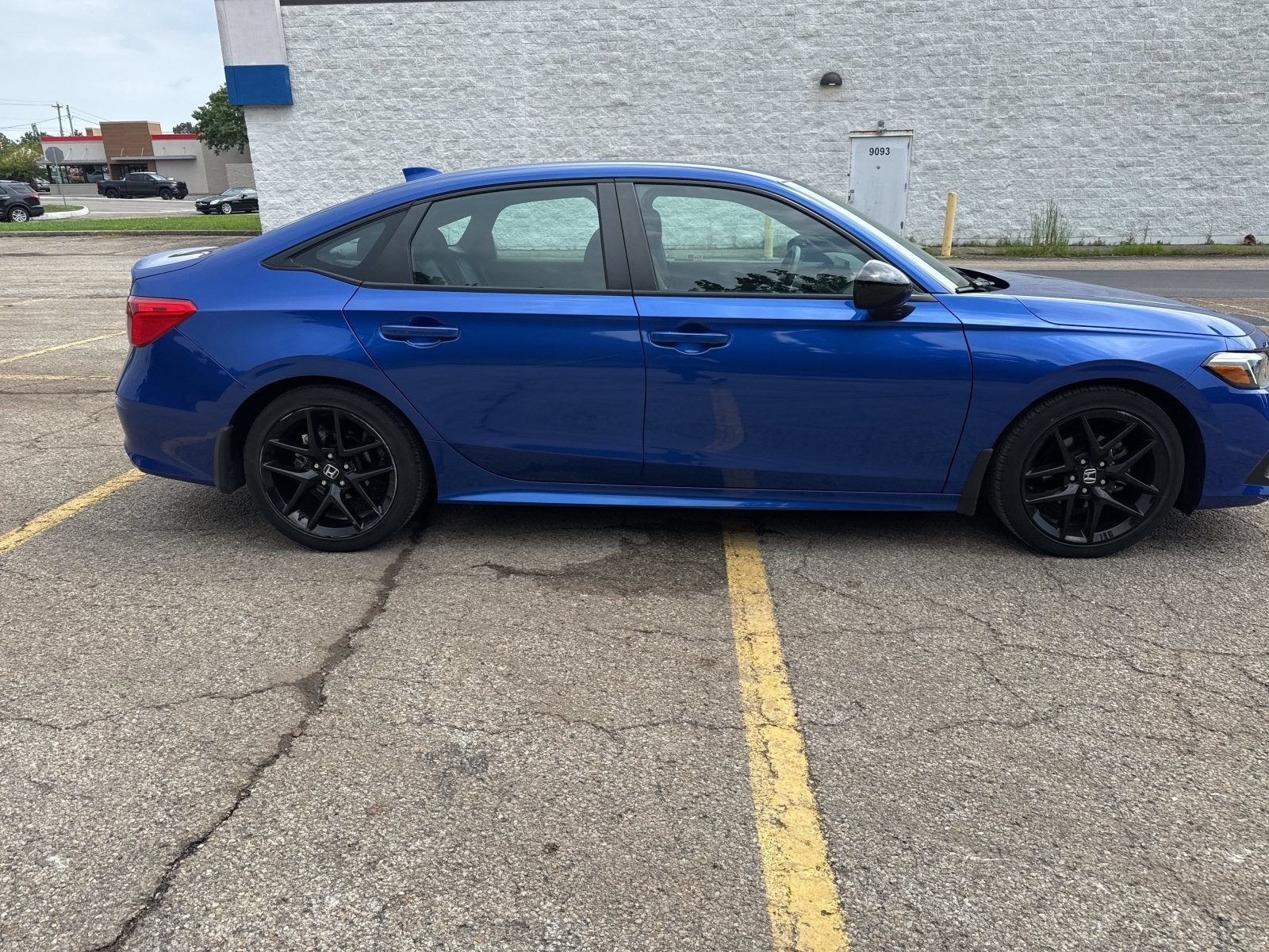 Certified Used 2023 Aegean Blue Metallic Honda Sport image 25