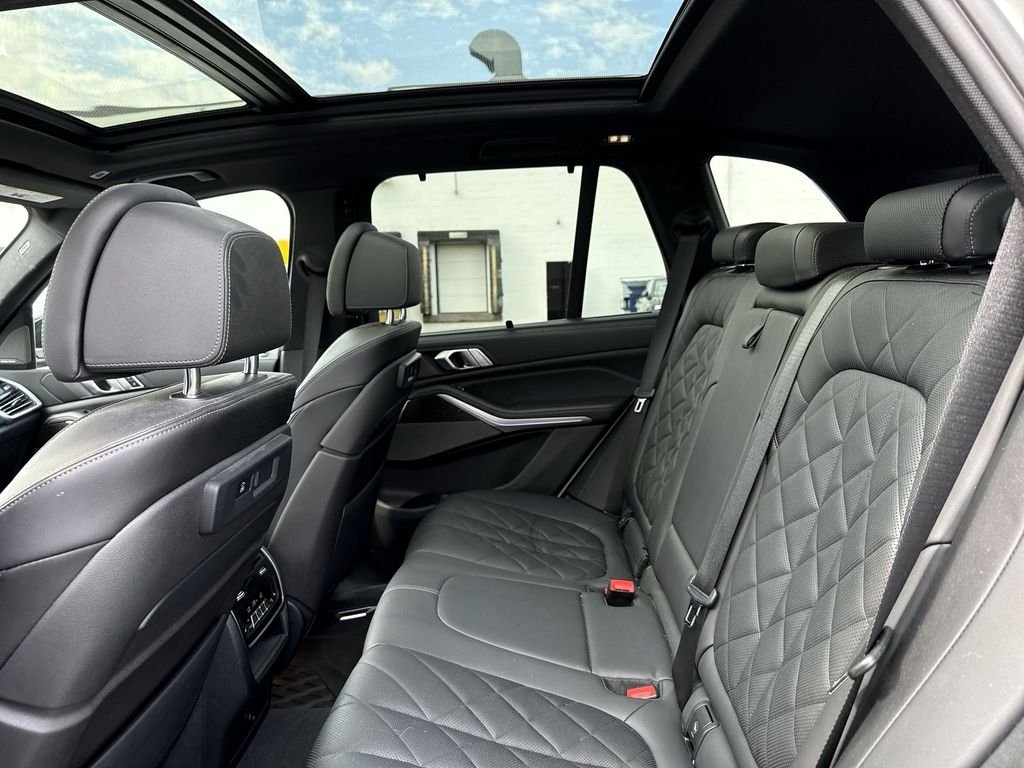 Certified Used 2023 Alpine White BMW M50i image 13