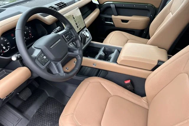 New 2026 Woolstone Green Land Rover S image 9