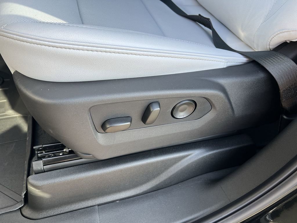 2026 Chevrolet Tahoe Premier - Photo 8