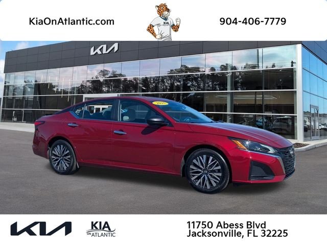 2025 Nissan Altima SV