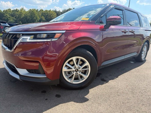 Used 2024 Red Kia LX image 9
