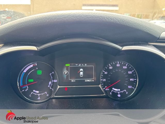 Used 2015 Black Kia Base image 9