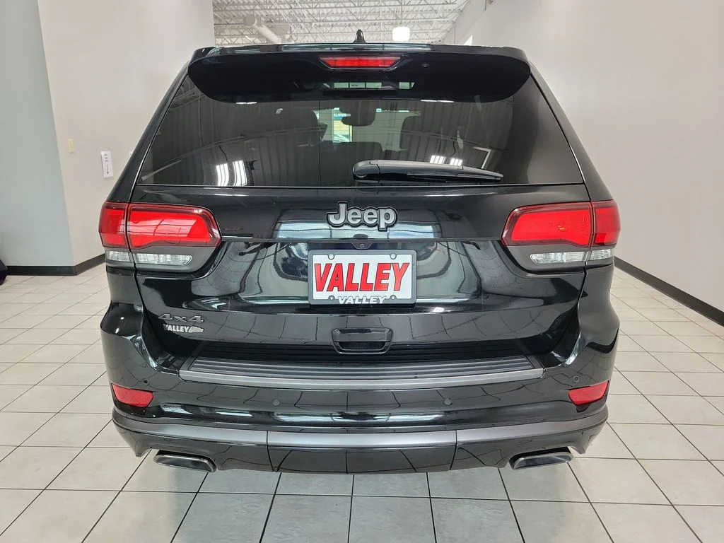 Certified Used 2021 Black Jeep Overland image 6