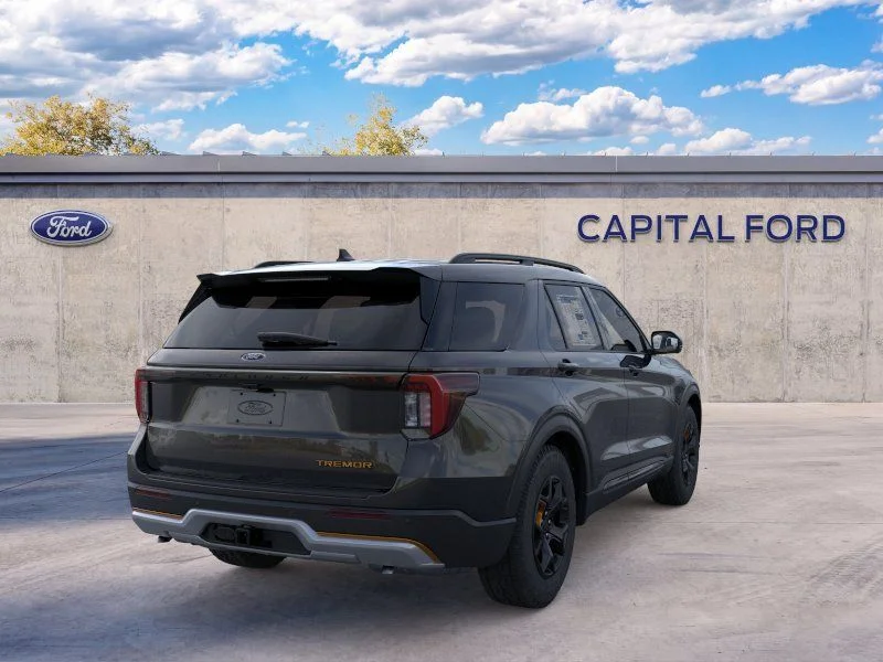 New 2026 Agate Black Metallic Ford Tremor® image 9