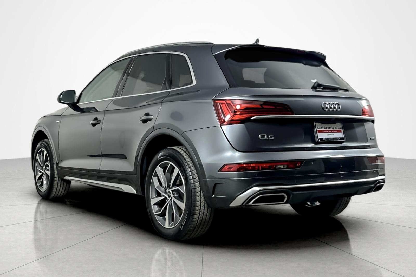 Used 2023 Daytona Gray Pearl Effect Audi S line Premium 45 TFSI quattro image 3