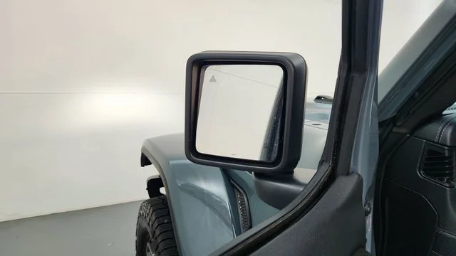 Used 2025 Gray Jeep Mojave image 19