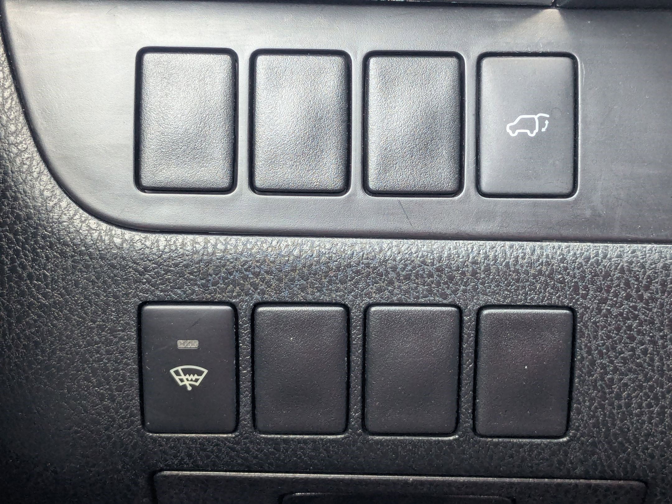Used 2016 Predawn Gray Mica Toyota XLE image 20