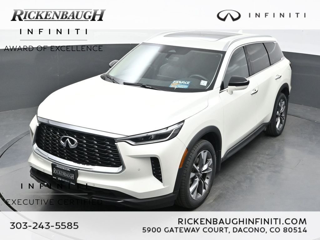 Certified Used 2023 White INFINITI LUXE image 39