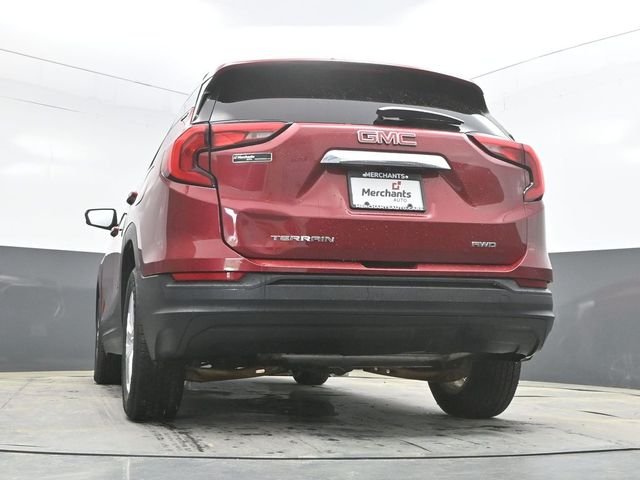 Used 2020 Red GMC SLE image 37