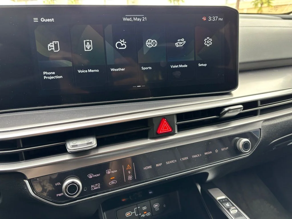 2025 Kia Sorento S - Photo 9