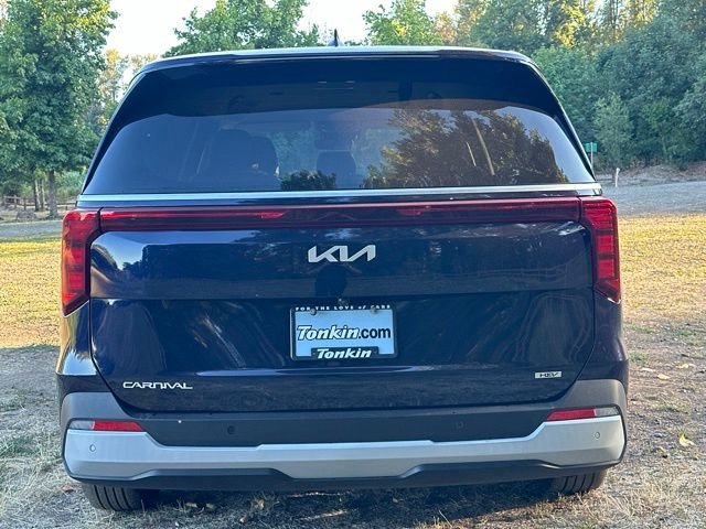 Used 2026 Blue Kia LXS image 8
