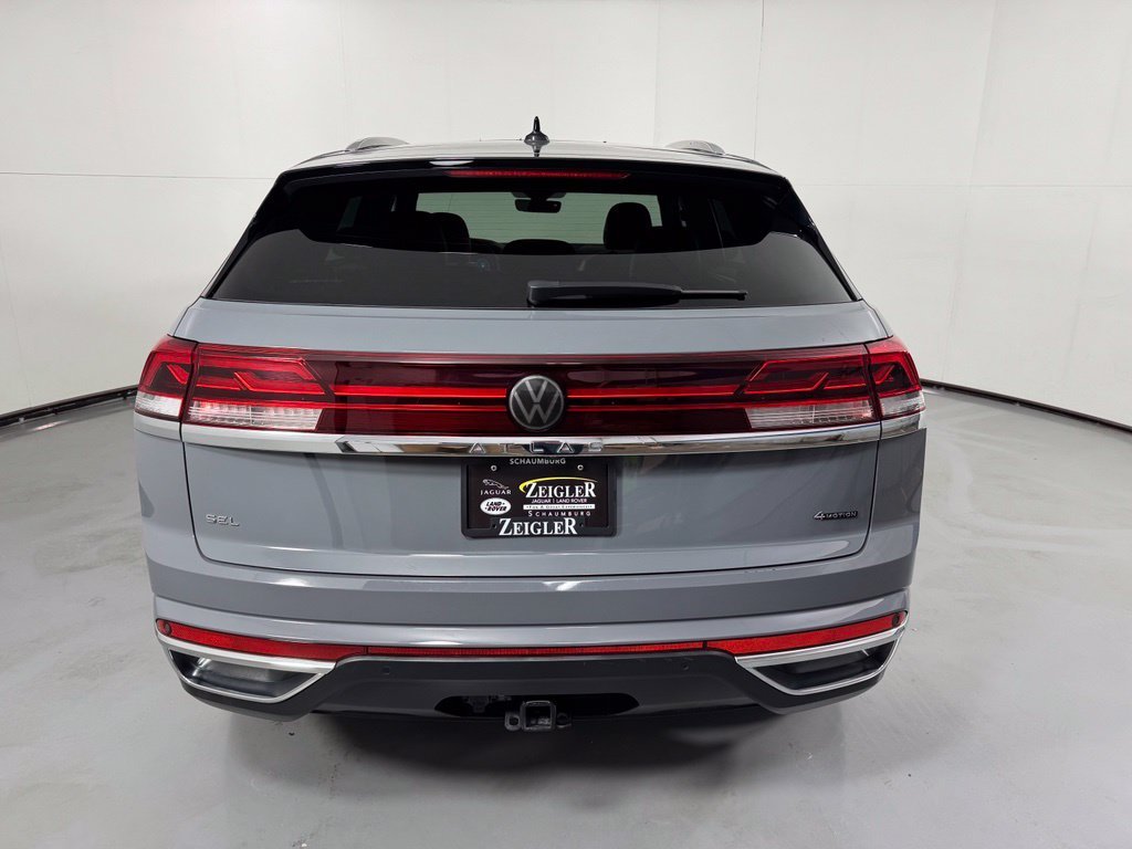 Used 2024 Pure Gray Volkswagen 2.0T SEL image 7