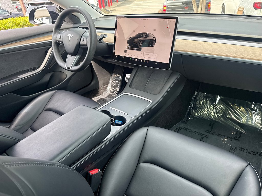 Used 2022 Black Tesla Long Range image 23