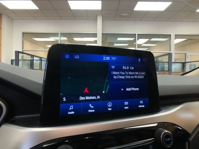 Certified Used 2020 Black Metallic Ford SEL image 15