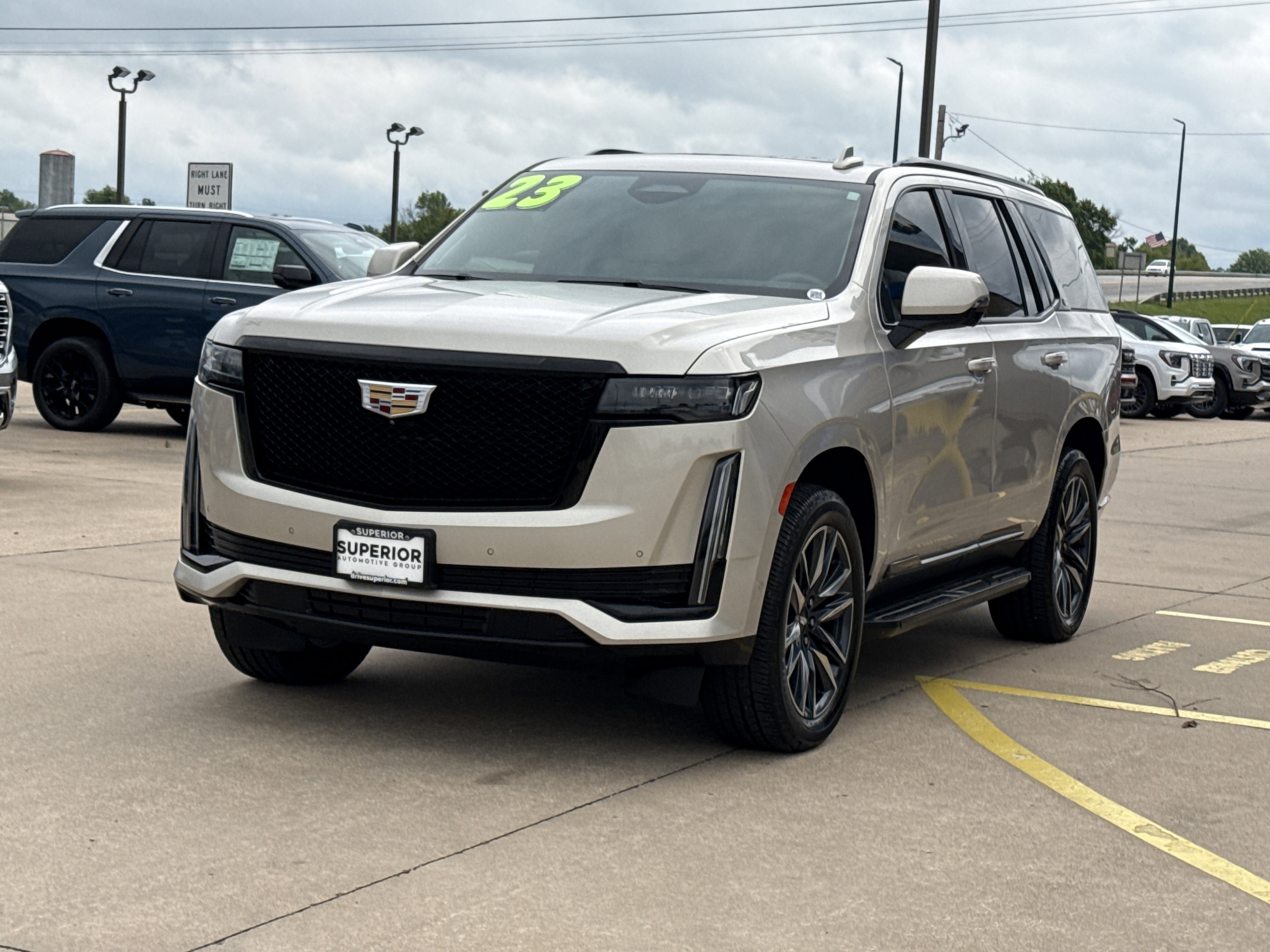 Used 2023 Sandstone Metallic Cadillac Sport Platinum image 16