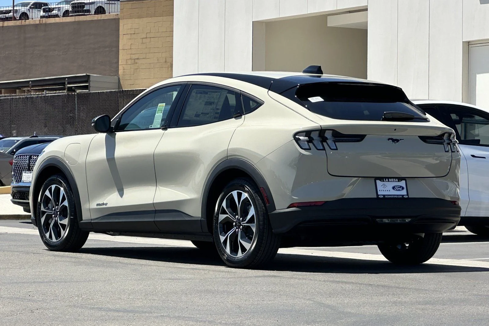 New 2026 Desert Sand Ford Select image 27