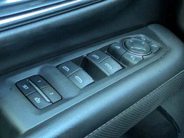 Used 2022 Black Chevrolet Premier image 28