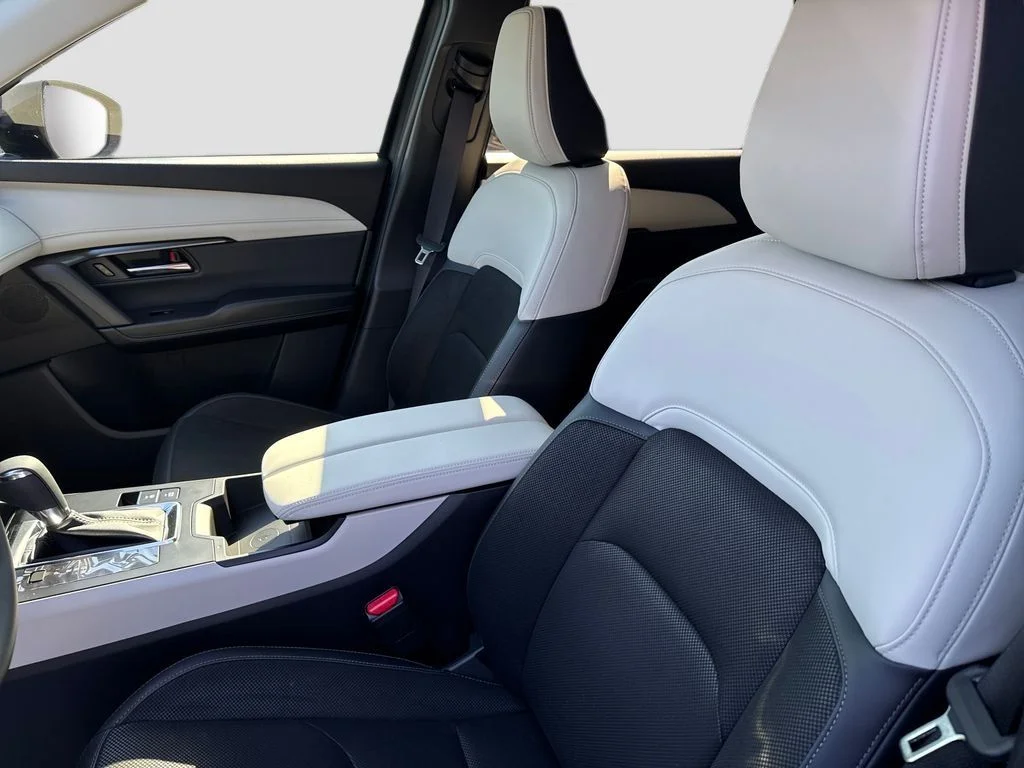 New 2026 Jet Black Mazda 2.5 S Preferred image 9