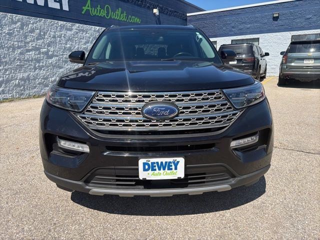 Used 2020 Black Metallic Ford Limited image 8